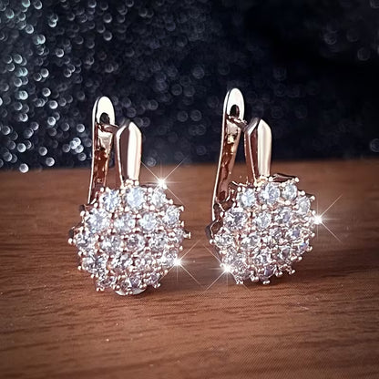 A Pair Of Luxurious Atmospheric Sunflower Filled with Synthetic Zirconia Decoration Earrings, Earrings, Wedding Jewelry, Bridesmaid Gifts, Gifts for Wife, Valentine's Day Gifts, Holiday Gifts, Suitable for Women