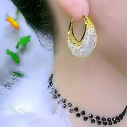 1 Pair of High-End Hollow Mesh Teardrop Drop Earrings, Versatile and Elegant, Gentle and Shiny, Suitable for Daily Commuting, Dating, or Holiday Gifting