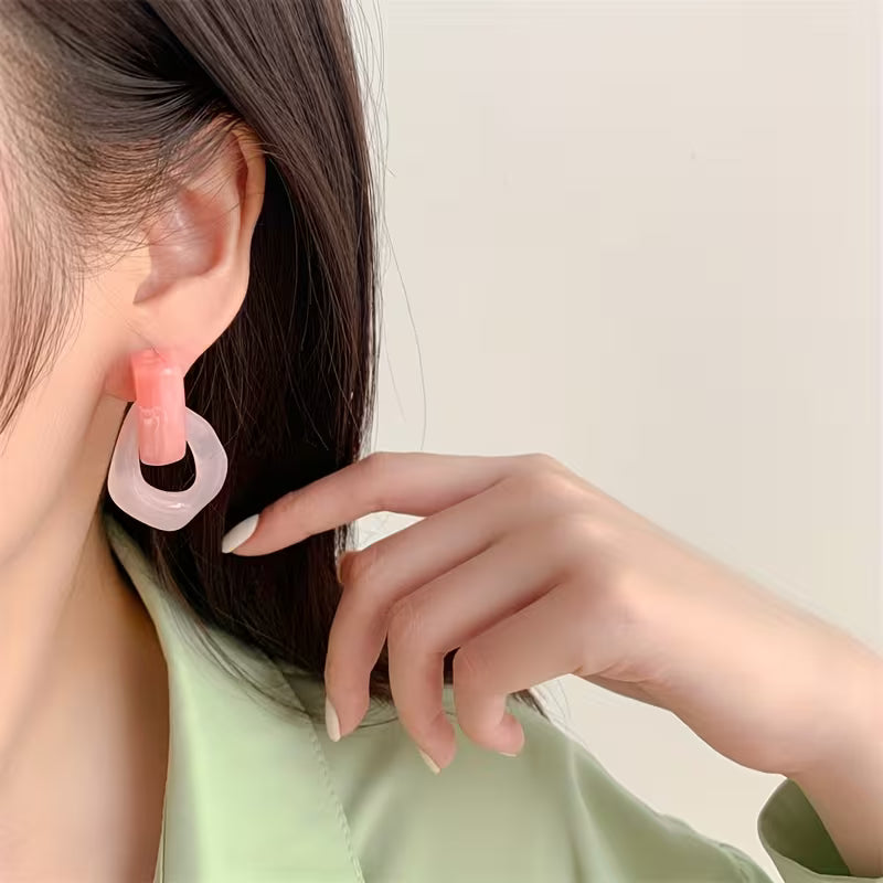 French-Style Vintage Resin Earrings, New Trendy Fashion Elegant Design Stud Earrings for Women, Suitable for Wedding and Party Wear