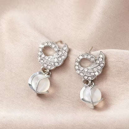 New Fashionable Swan Earrings, Trendy Cat'S Eye Studs from Korea, Popular Drop Earrings, Stylish Ear Additions