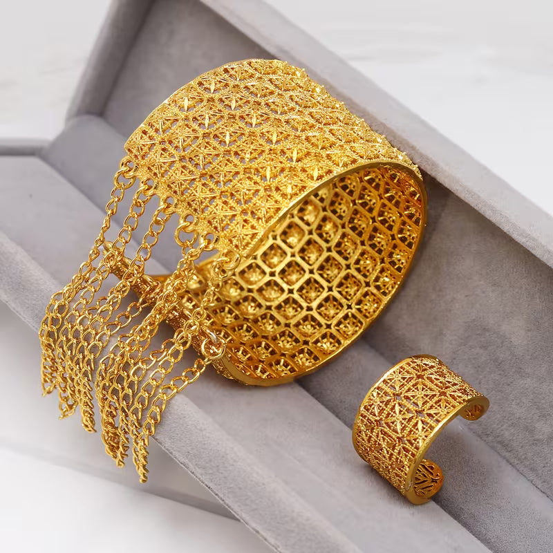 Middle Eastern Fashion Wedding Season Tassel Open Bangles And Ring Set, a Versatile Selection of High-Quality Jewelry for Ladies' Banquets, Weddings, And Festivals in Dubai, Perfect Gifts for Valentine'S Day And Mother'S Day