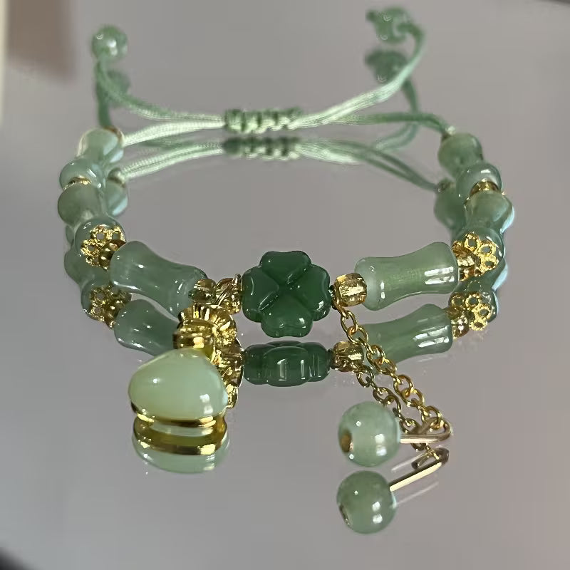 1pc Lucky Four-Leaf Clover Coin Purse Bracelet - Green Beads & Lucky Elements, Resin Glass Texture, Tribal Style, Perfect Mother'S Day Gift, Daily Wear, Party Occasion