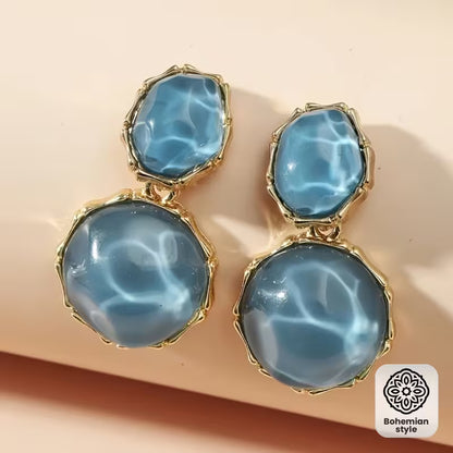 A Pair of Bohemian Geometric Oval Resin Drop Earrings, Exuding Vintage Elegance, Perfect for Women'S Daily Casual Wear And Party Occasions, a Creative Gift