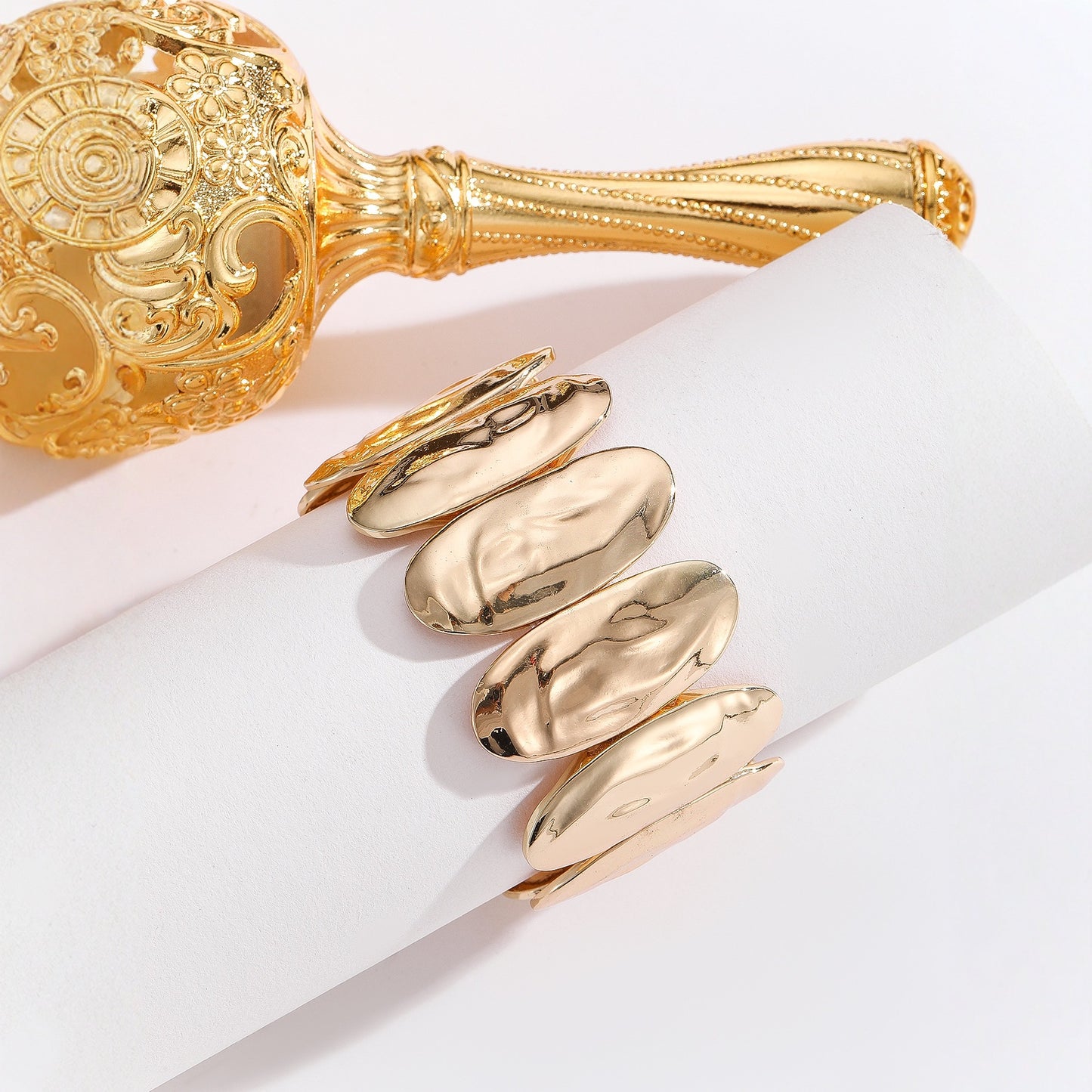 Autumn And Winter Exaggerated Elliptical Bracelet
