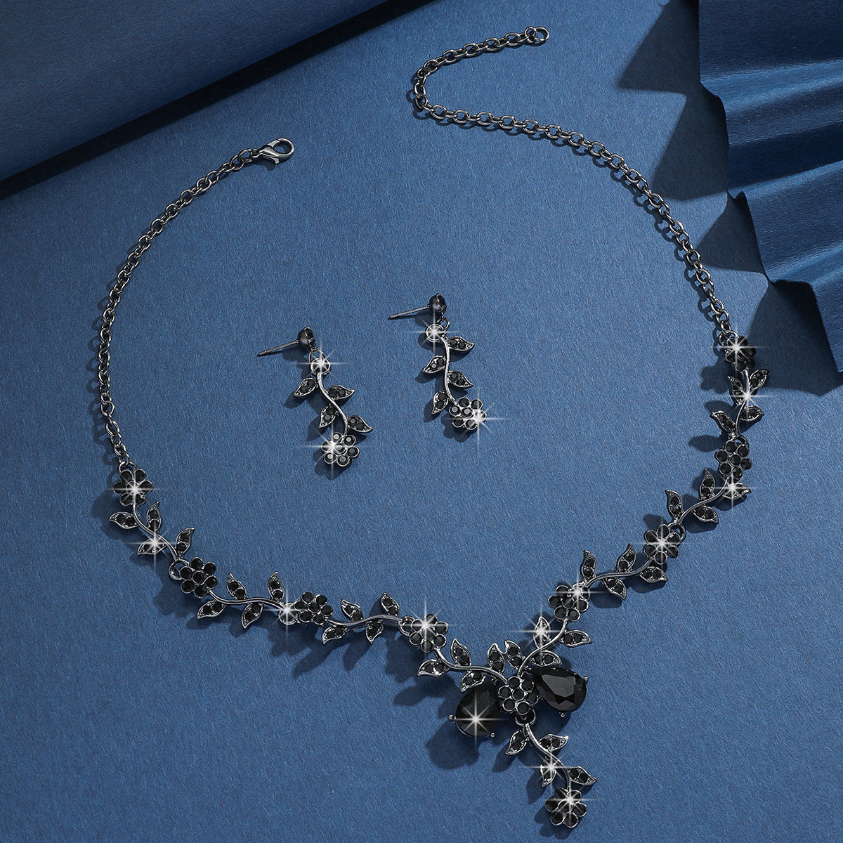 Women's Bridal Accessory Necklace And Earrings Set