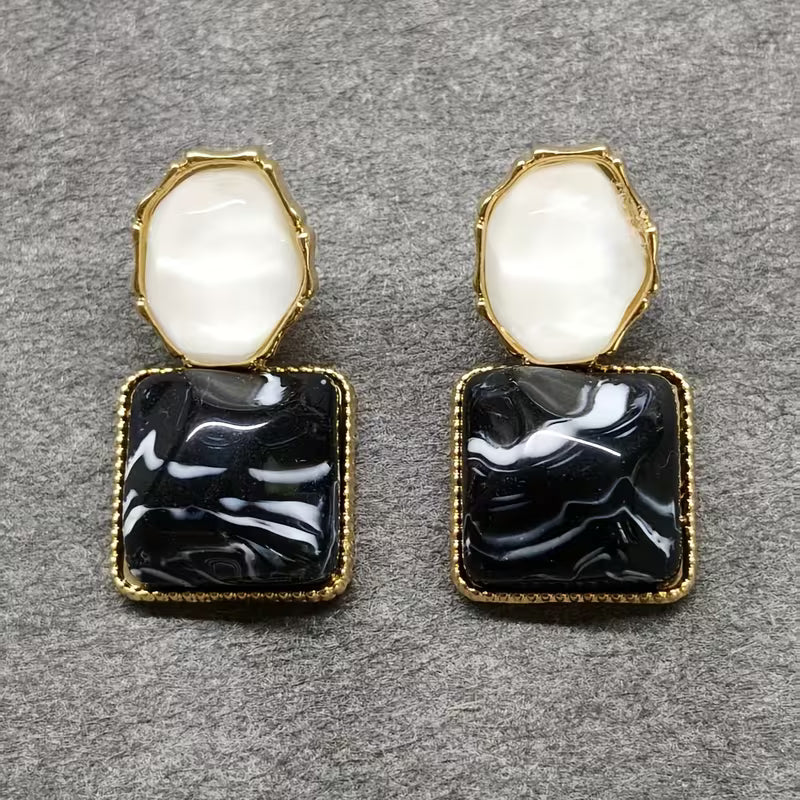 Elegant Boho Chic Irregular Square & Oval Resin Earrings - French-Inspired, Versatile Golden-Tone Dangle Earrings with Stainless Steel Posts for Daily Wear and Parties, Quirky Earring