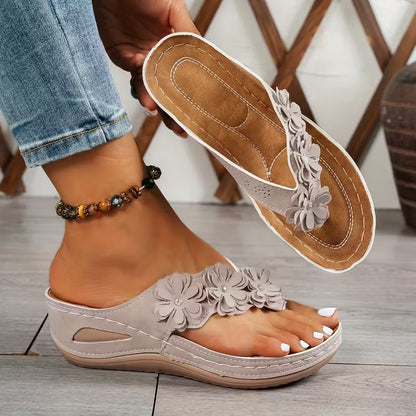 Ladies' Fashion Flip Flops | Casual Open-Toe Flat Sandals with Floral Decorations, Comfortable PU Sole, All-Season Wear | Standard Fit