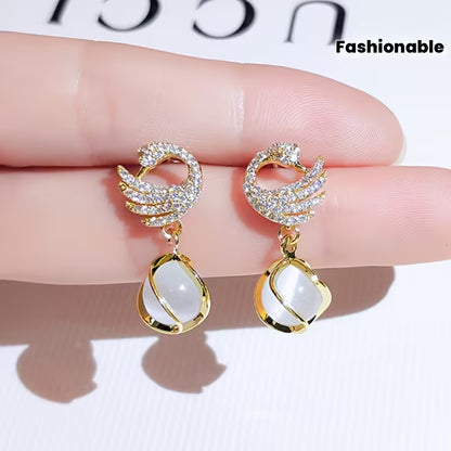 New Fashionable Swan Earrings, Trendy Cat'S Eye Studs from Korea, Popular Drop Earrings, Stylish Ear Additions