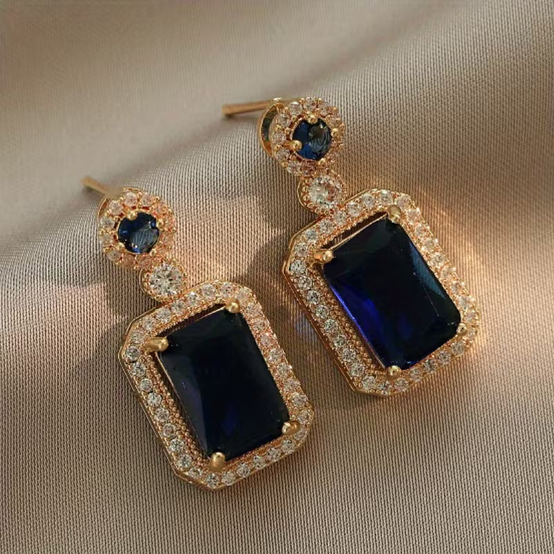 Synthetic Synthetic Synthetic Zircon Dangle Earrings in Green Luxury Square - Shimmering Jewelry for Weddings, Parties, And Daily Wear, Ideal May Birthstone Present for Valentine'S Day, Teacher'S Day, Graduation, Suitable for Teens