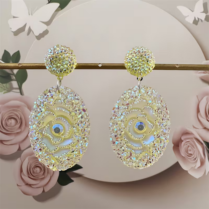 A Pair of Stunning And Flamboyant Oval Resin Drop Earrings, Featuring a Stylish, Elegant, And Luxurious Design, Making Them The Perfect Choice for Everyday Wear Or As a Gift for Women