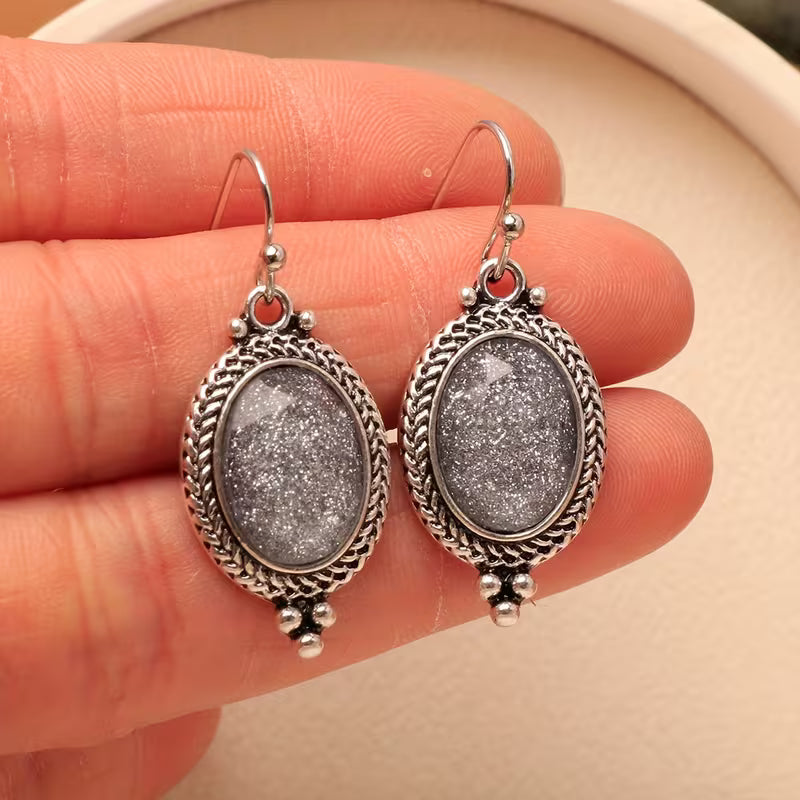 A Pair of Alloy Antique Silvery Plated Light Gray Oval Resin Earrings with Sparkle, Fashion Vintage Earrings