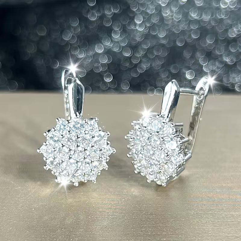 A Pair Of Luxurious Atmospheric Sunflower Filled with Synthetic Zirconia Decoration Earrings, Earrings, Wedding Jewelry, Bridesmaid Gifts, Gifts for Wife, Valentine's Day Gifts, Holiday Gifts, Suitable for Women