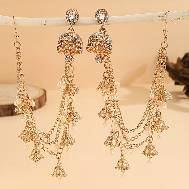A Stylish Jhumka Set Featuring Detachable Glamorous Rhinestone Earrings with Bell And Faux Pearl Tassels, This Jewelry Ensemble Includes Four Interchangeable Long Chain Indian Additions, Perfect for Women to Wear on a Daily Basis, During Festivals