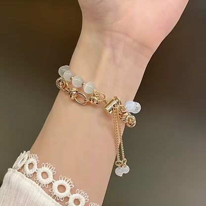 1pc Women's Silvery Cat's Eye Bracelet Strap Compatible with Apple Watch Strap Suitable for 38/40/41