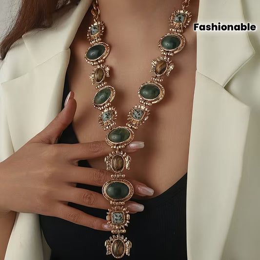 A Stylish And Unique Vintage-Inspired Extra-Long Y-Shaped Necklace, Featuring Multiple Colors And an Elegant, Irregular Geometric Design Suitable for Sweaters. This Gift Is Perfect for Mothers, Partners, And Friends