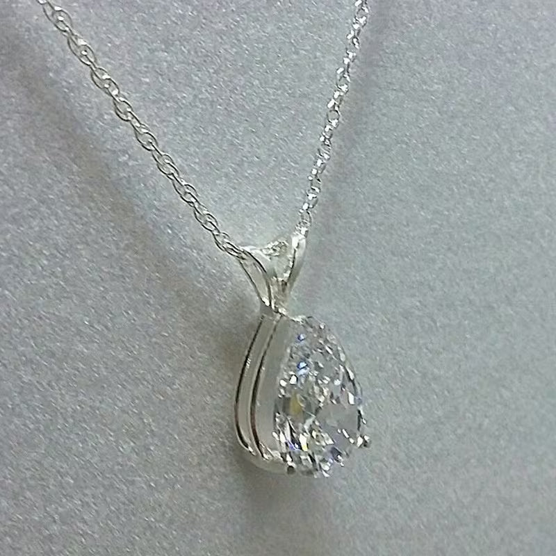 Teardrop-Shaped Zirconia Pendant Necklace for Women, Perfect for Wedding Proposals And Parties
