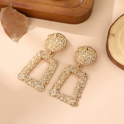 Exaggerated And Bold Matte Geometric Earrings For Trendy Individuals
