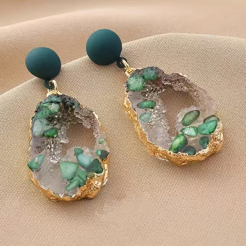 A Pair of Vintage Irregular Hollow Resin Pendant Earrings, Women's Jewelry Suitable for Vacation and Casual Attire
