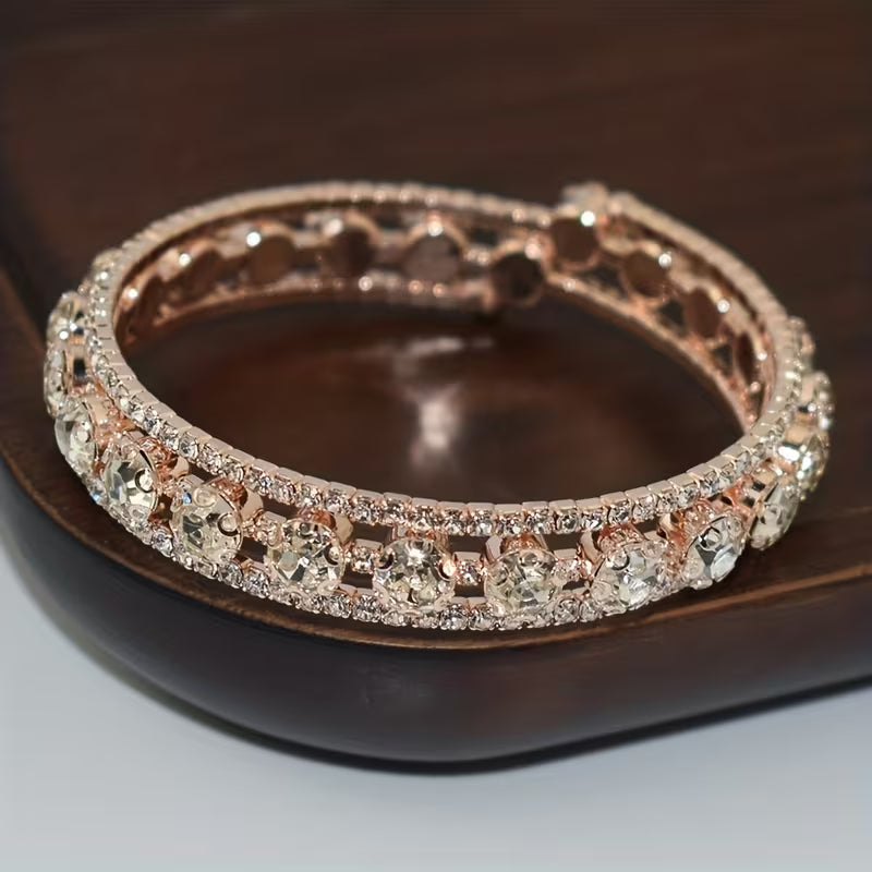 Sparkling European and American Bridal Versatile Openwork Bracelet for Women