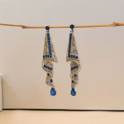 A Pair of Irregular Water Drop-Shaped Earrings, Stylish And Exaggerated Long Earrings for Women, Perfect for Parties And Court-Style Events, a Great Gift for Friends