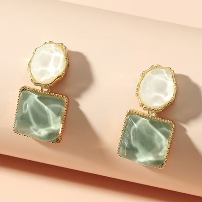 Elegant Boho Chic Irregular Square & Oval Resin Earrings - French-Inspired, Versatile Golden-Tone Dangle Earrings with Stainless Steel Posts for Daily Wear and Parties, Quirky Earring
