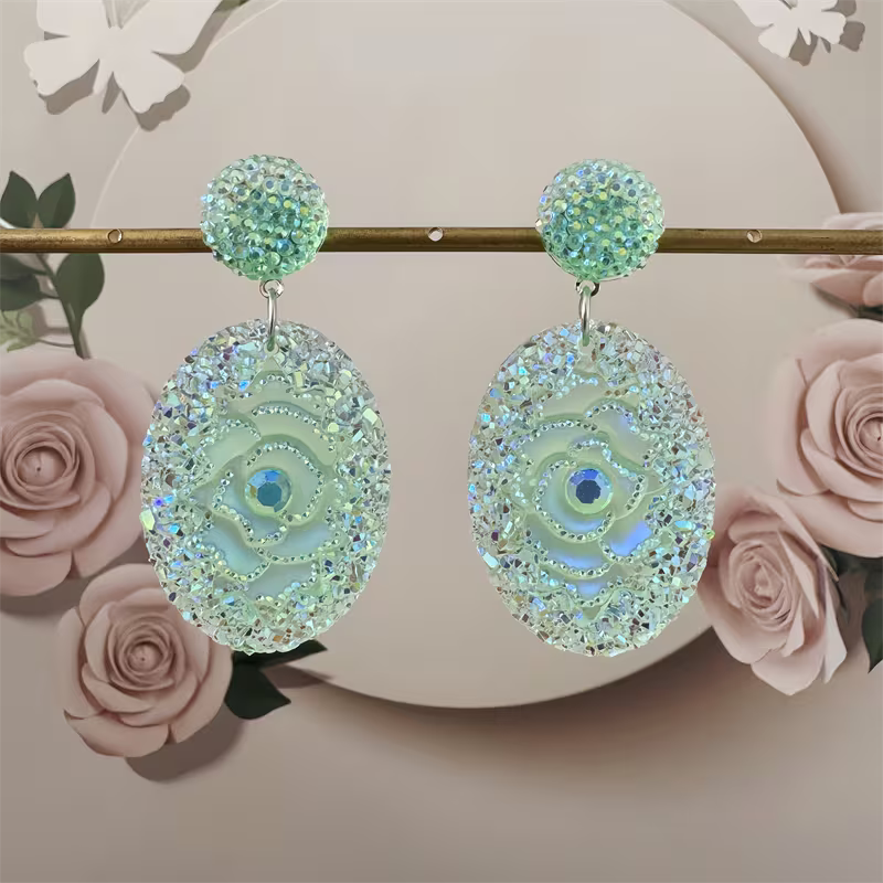 A Pair of Stunning And Flamboyant Oval Resin Drop Earrings, Featuring a Stylish, Elegant, And Luxurious Design, Making Them The Perfect Choice for Everyday Wear Or As a Gift for Women