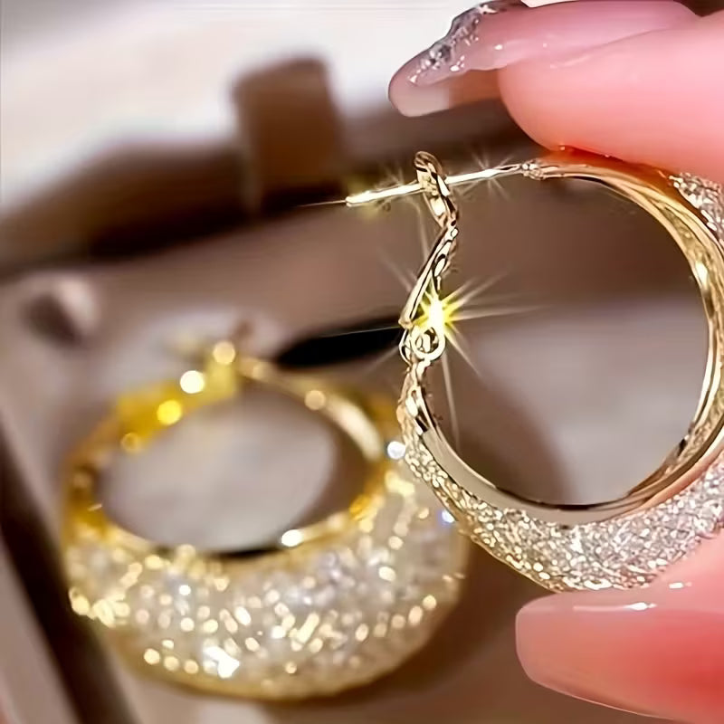 1 Pair of High-End Hollow Mesh Teardrop Drop Earrings, Versatile and Elegant, Gentle and Shiny, Suitable for Daily Commuting, Dating, or Holiday Gifting