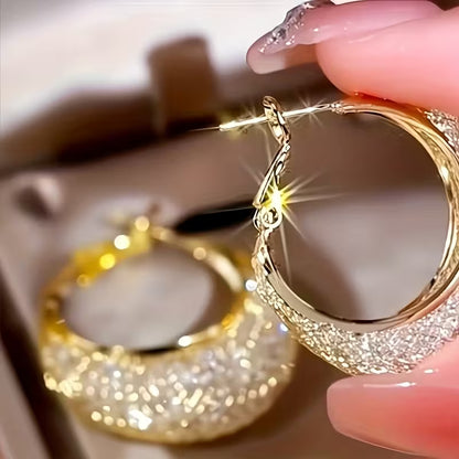 1 Pair of High-End Hollow Mesh Teardrop Drop Earrings, Versatile and Elegant, Gentle and Shiny, Suitable for Daily Commuting, Dating, or Holiday Gifting