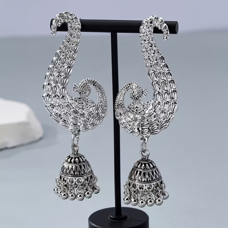 A Pair of Elegant Vintage Indian-Style Peacock Chandelier Earrings for Women, Perfect for Festivals, Birthdays, Dates, Parties, And Vacations