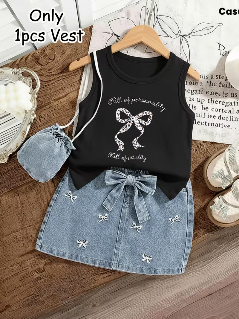 A Cute Tank Top Featuring a Leopard Print And Bow Design, with The Phrases 'Full of ' And 'Full of Vitality'. This Casual Sleeveless Top Is Designed for Everyday Wear, Made from Soft And Comfortable Knitted Fabric
