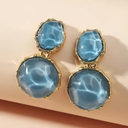 A Pair of Bohemian Geometric Oval Resin Drop Earrings, Exuding Vintage Elegance, Perfect for Women'S Daily Casual Wear And Party Occasions, a Creative Gift