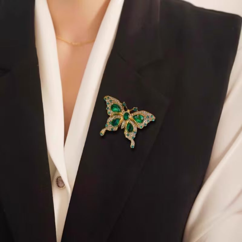 1pc Elegant Vintage Green Butterfly Brooch Pin, Luxury Alloy, 18K Golden Plated, with Artificial Crystal, for Mardi Gras Day, Party and Banquet Accessory, All-Season Versatile Jewelry