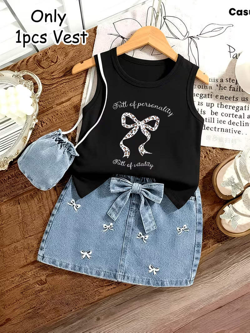 A Cute Tank Top Featuring a Leopard Print And Bow Design, with The Phrases 'Full of ' And 'Full of Vitality'. This Casual Sleeveless Top Is Designed for Everyday Wear, Made from Soft And Comfortable Knitted Fabric