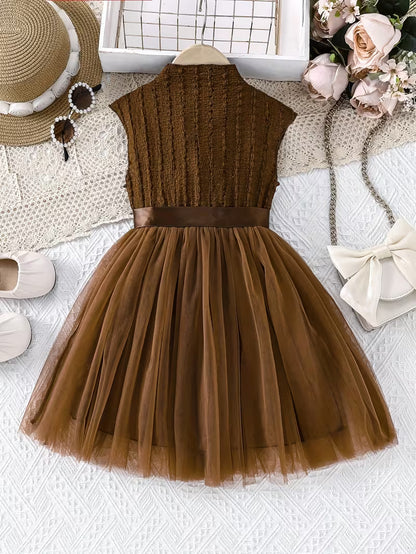 A Romantic And Elegant Sleeveless Dress with a Half-High Collar, Pearl Buttons, And a Mesh Belt, Perfect for Outdoor Casual Wear And Parties