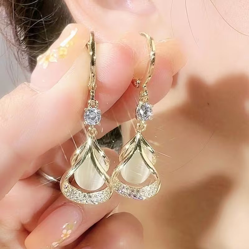 1 Set Elegant and Stylish New Cat's Eye Geometric Earrings & Necklace Drop Pendant Jewelry Set - Versatile, Delicate Gift for Valentine's Day, Weddings, or Parties, for Teenager