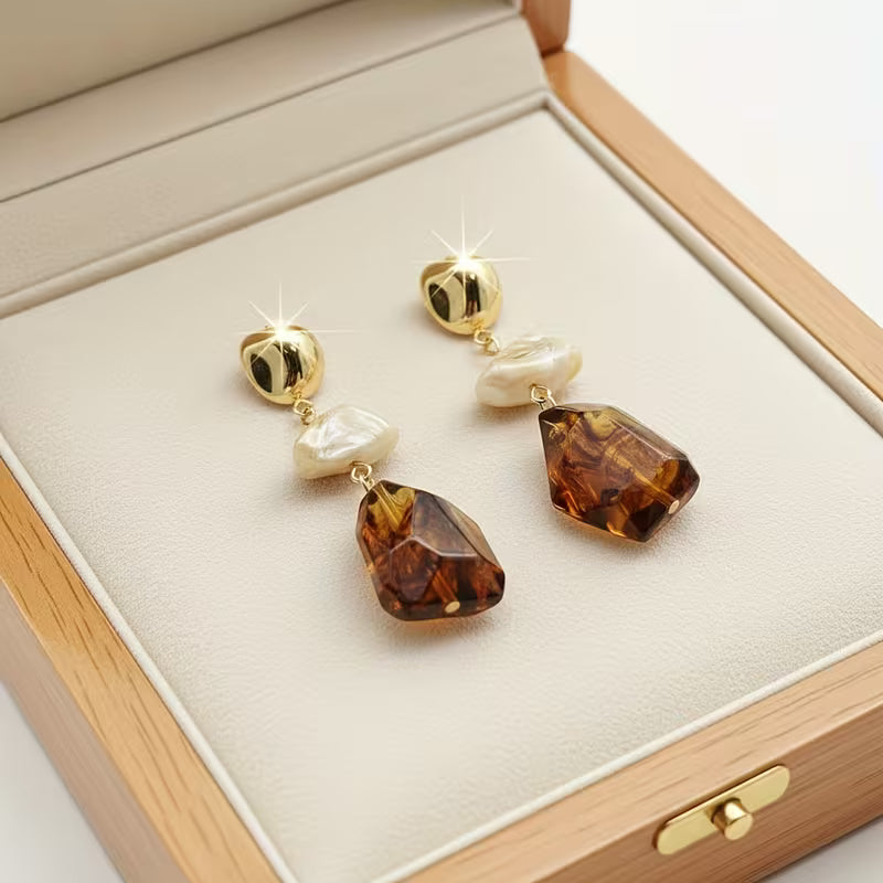 1pc Women's Vintage Bohemian Teardrop Earrings - Large -Looking Resin/-like Beads, -Tone & Accent - Elegant Dangle for Daily Wear, Parties, Weddings, Year-Round - Boho Wedding & Christmas