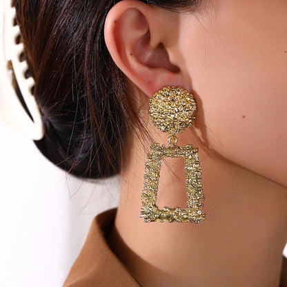 Exaggerated And Bold Matte Geometric Earrings For Trendy Individuals