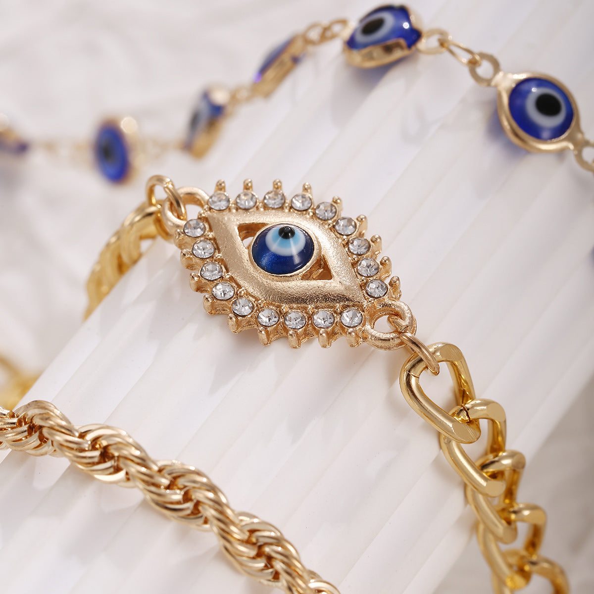 Devil's Eye Style Women's Bracelet Set