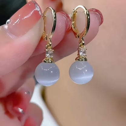 Vintage Cat'S Eye Stone Golden Water Drop Earrings, Sparkling Versatile Dangle Earrings, Perfect for Daily Wear, Parties, And Holiday Gifts, Elegant And Durable Additions