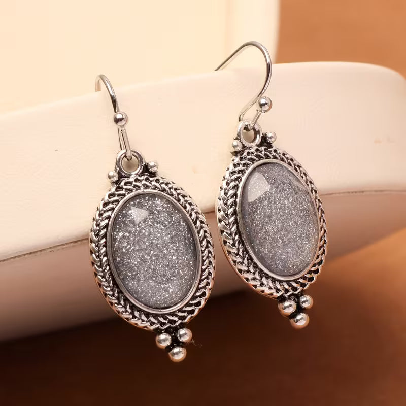 A Pair of Alloy Antique Silvery Plated Light Gray Oval Resin Earrings with Sparkle, Fashion Vintage Earrings