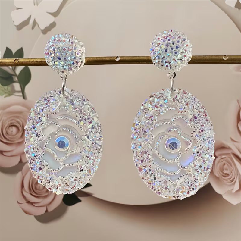 A Pair of Stunning And Flamboyant Oval Resin Drop Earrings, Featuring a Stylish, Elegant, And Luxurious Design, Making Them The Perfect Choice for Everyday Wear Or As a Gift for Women
