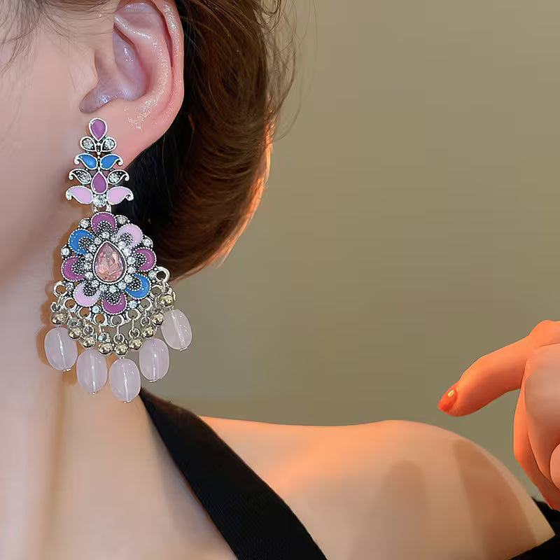 A Pair of Vintage Luxurious Ethnic-style Resin Tassel Earrings with Drip-painted Floral Designs